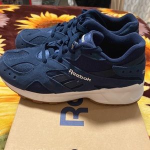 Reebok Aztrek 93 unisex size 6 mens 7.5 womens